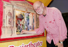 Papiertheater in Essen-Steele