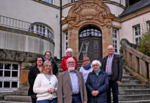 Fest der Vereine am historischen Rathaus in Essen-Kray